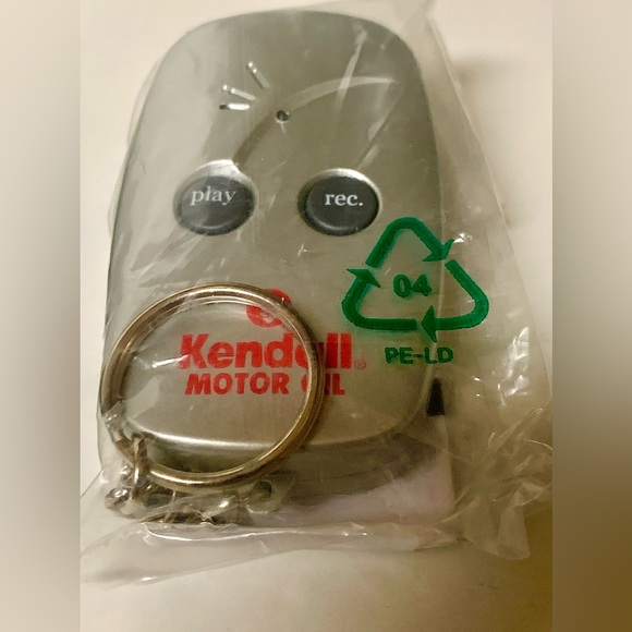 Rare Vtg KENDALL MOTOR OIL Promotional Advertisement Voice Recorder Keychain - Picture 4 of 15